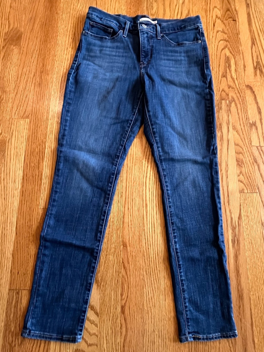 Levi’s Shaping Skinny Jeans Size 30